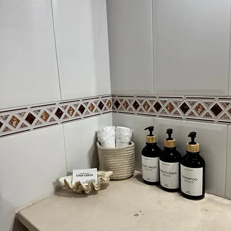 ホームステイ Casa Costa- Quartos Em Acomodacao Particular オデセイシェ